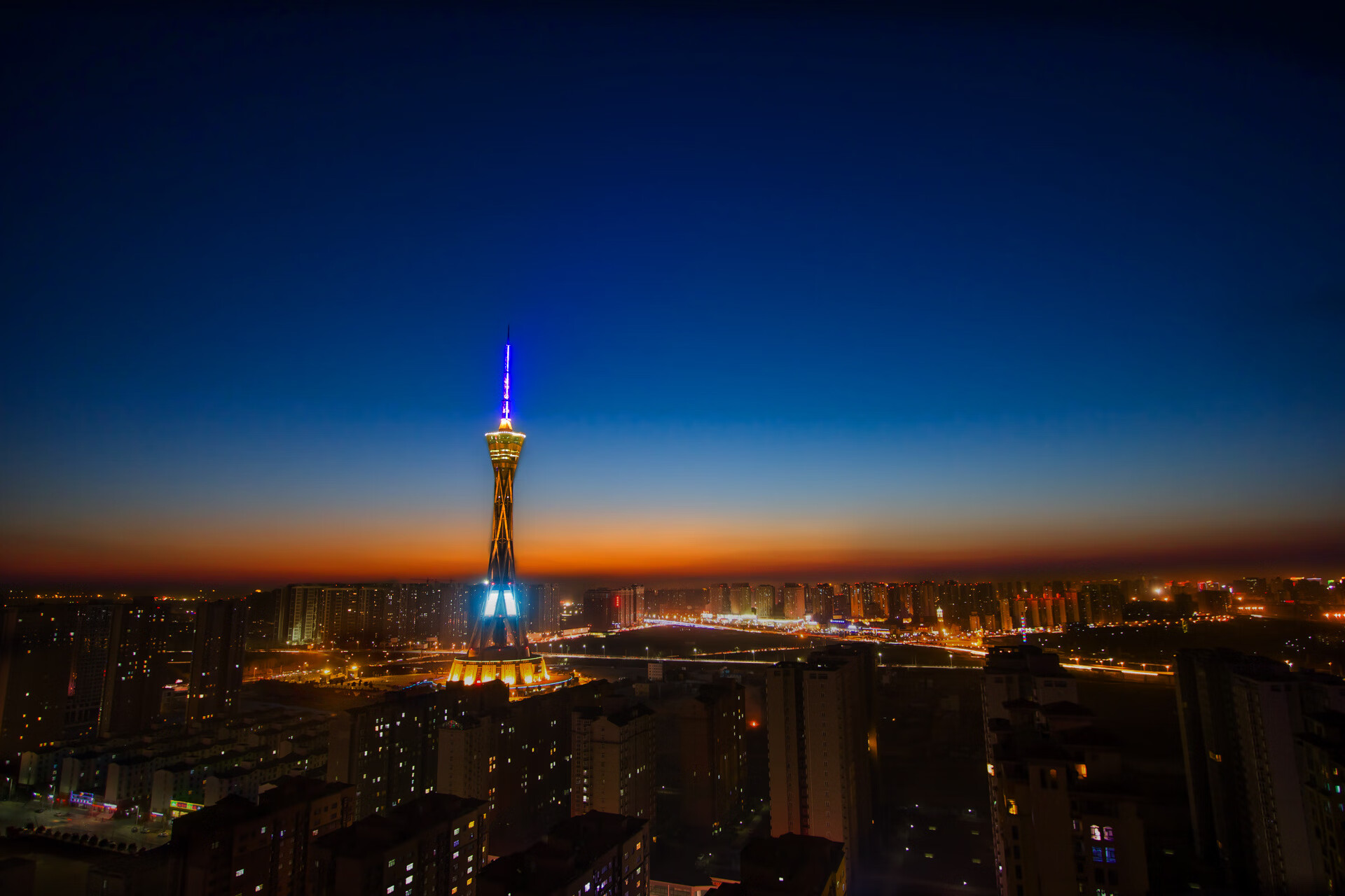 篮球俱乐部多渠道推广品牌影响力，篮球俱乐部市场营销计划