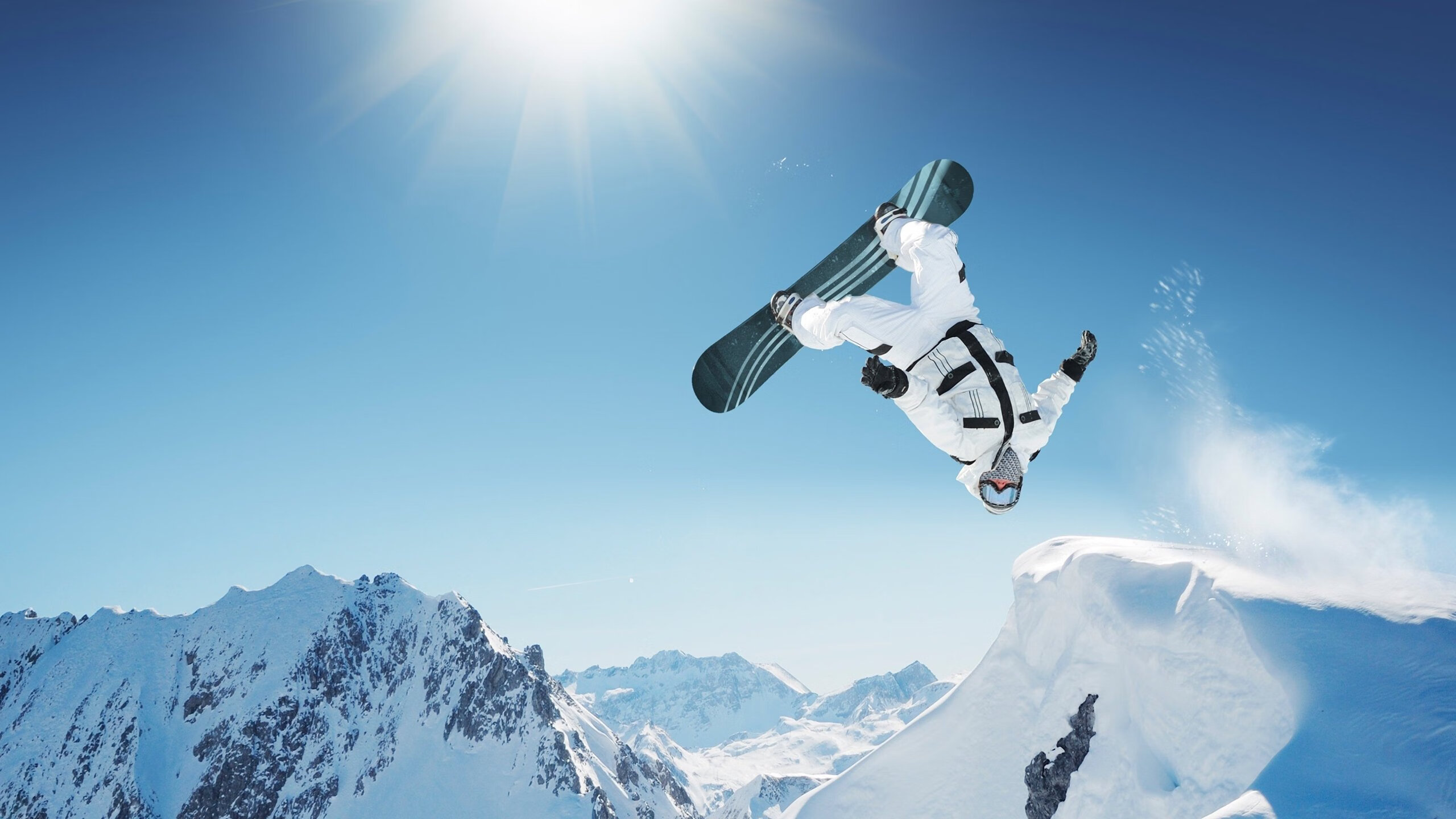 【罚分细则】裁判如何判定罚分?详尽规则揭秘,裁判判罚违例的手势是什么